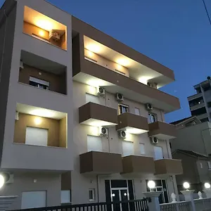 https://dedejs-villa.albaniahotels.org