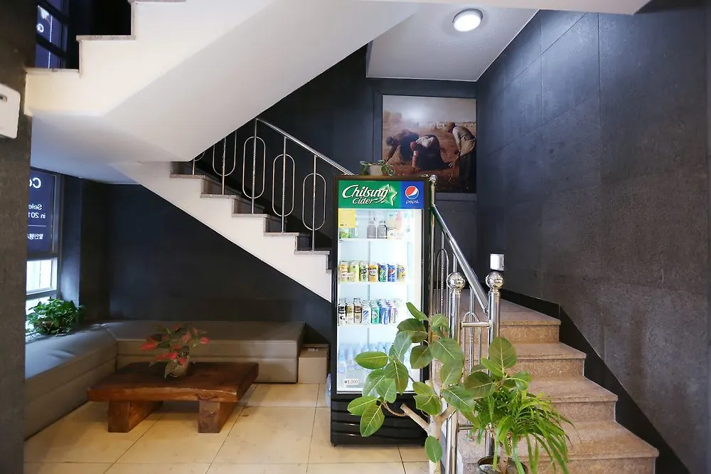 Residence Mumum Hotel Busan 3*,